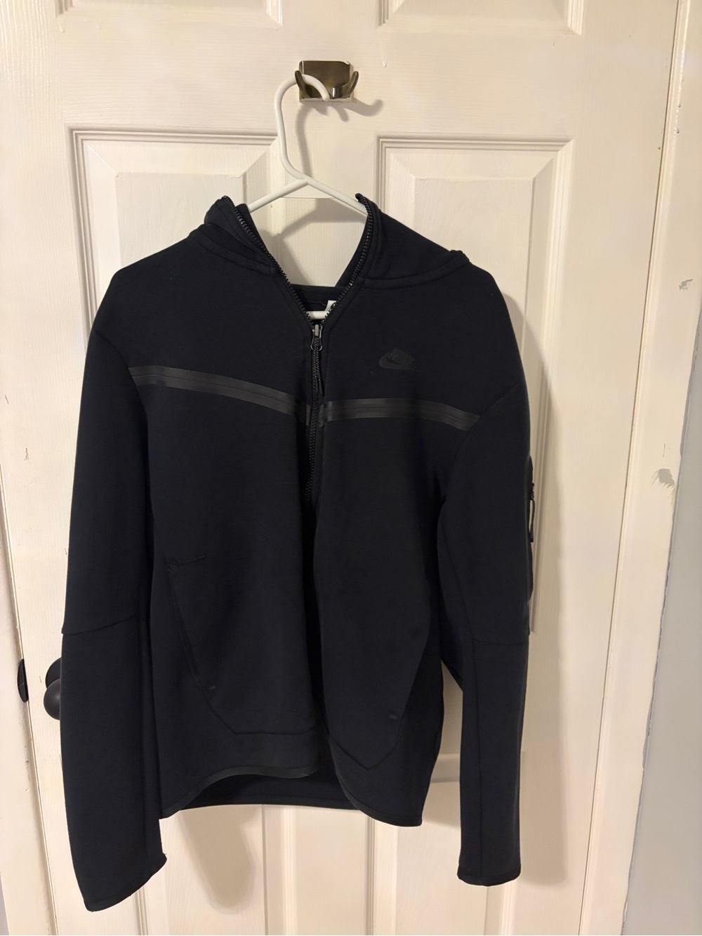 Nike Men’s Black Hooded Zip-Up Sweater